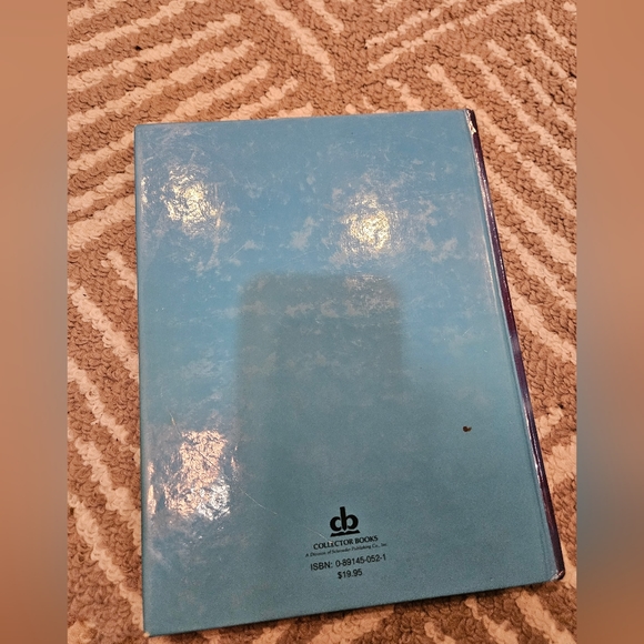 The Collectors Encyclopedia of Barbie Dolls & Collectibles - Picture 2 of 4